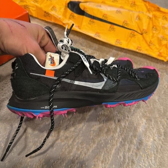 Off White x Nike Zoom Terra Kiger sneakers size 9.5 in very good used condition - Picture 2 of 13
